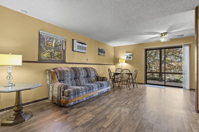 207 Bar M Lane 20-23, Branson West, MO 65737