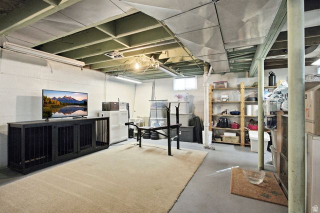 7405 S LOCUST ST, Midvale, UT 84047
