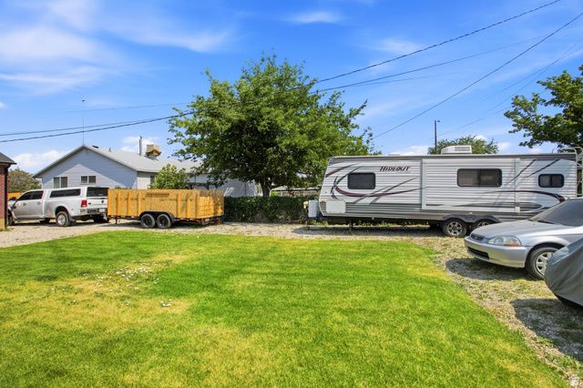 7405 S LOCUST ST, Midvale, UT 84047