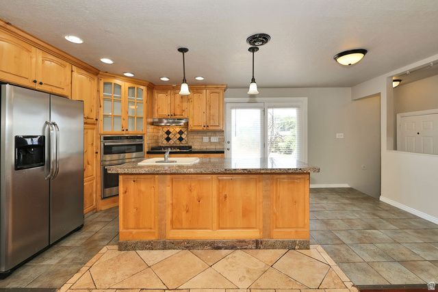 225 N GREEN DR, Layton, UT 84041