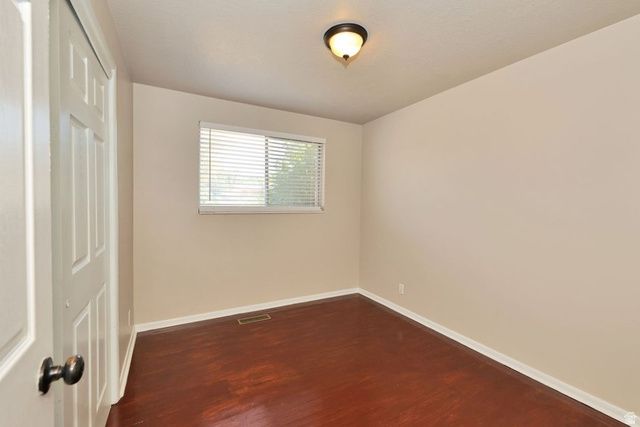 225 N GREEN DR, Layton, UT 84041