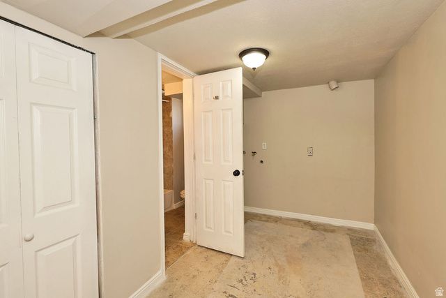 225 N GREEN DR, Layton, UT 84041