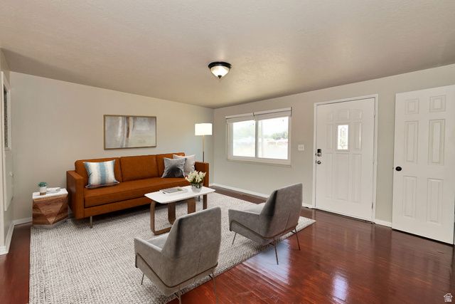 225 N GREEN DR, Layton, UT 84041