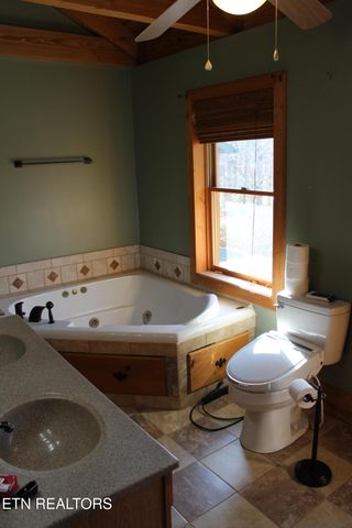 2510 Tinchtown Rd, Jamestown, TN 38556