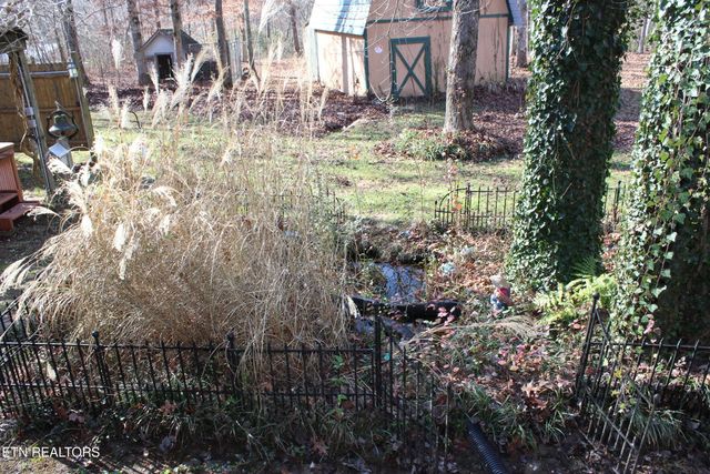 2510 Tinchtown Rd, Jamestown, TN 38556