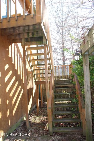 2510 Tinchtown Rd, Jamestown, TN 38556