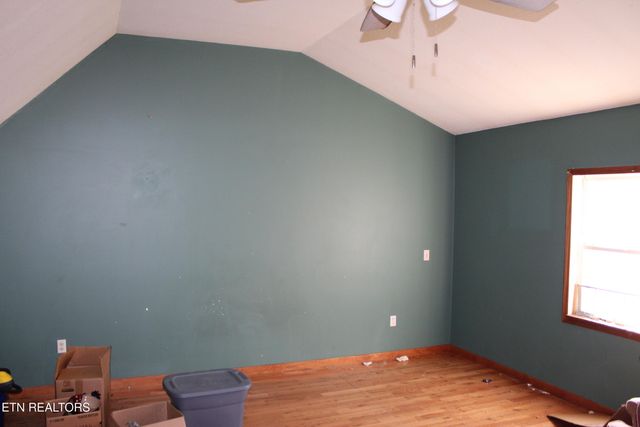 2510 Tinchtown Rd, Jamestown, TN 38556