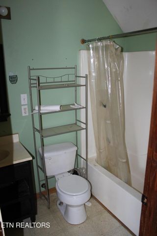 2510 Tinchtown Rd, Jamestown, TN 38556