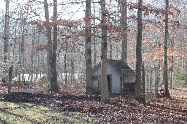 2510 Tinchtown Rd, Jamestown, TN 38556