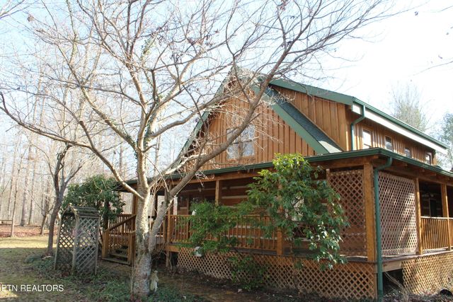 2510 Tinchtown Rd, Jamestown, TN 38556