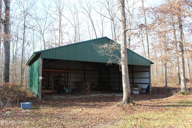 2510 Tinchtown Rd, Jamestown, TN 38556