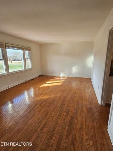 1477 McMinnville Hwy, Sparta, TN 38583