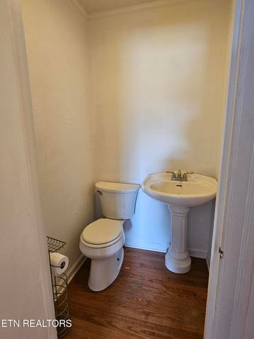 1477 McMinnville Hwy, Sparta, TN 38583