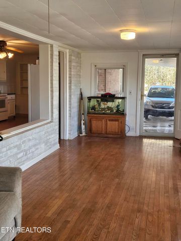 1477 McMinnville Hwy, Sparta, TN 38583