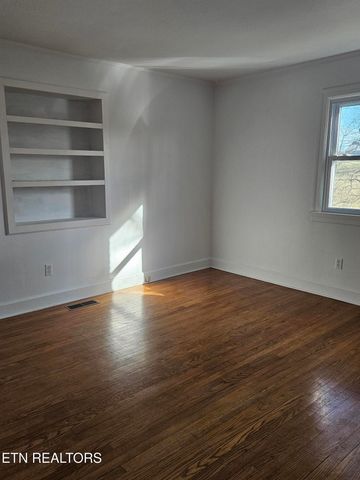 1477 McMinnville Hwy, Sparta, TN 38583