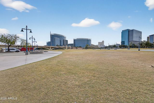 1253 W SOUTHERN Avenue, Tempe, AZ 85282