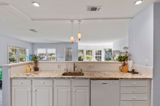 601 Route 28 APT 108, Harwich Port, MA 02646