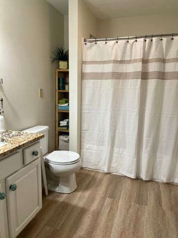 601 Route 28 APT 108, Harwich Port, MA 02646