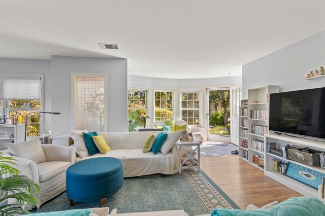 601 Route 28 APT 108, Harwich Port, MA 02646