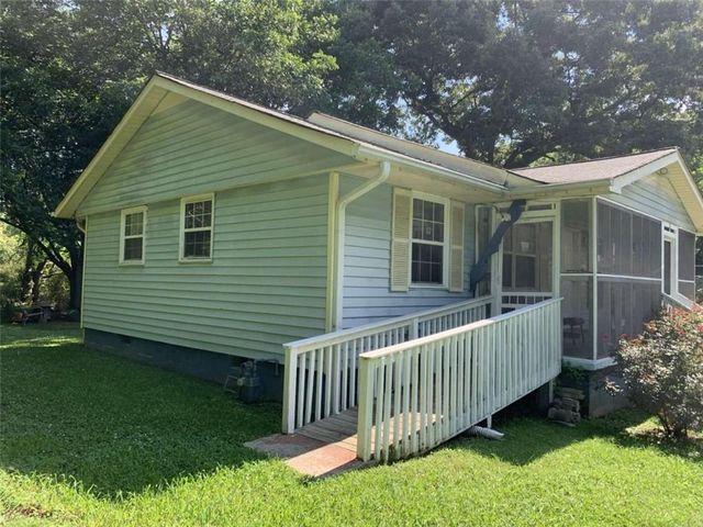 906 Martin Luther King Jr Street, Rockmart, GA 30153