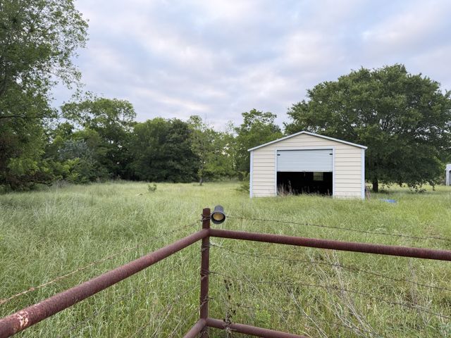 550 Vz County Road 3436, Wills Point, TX 75169