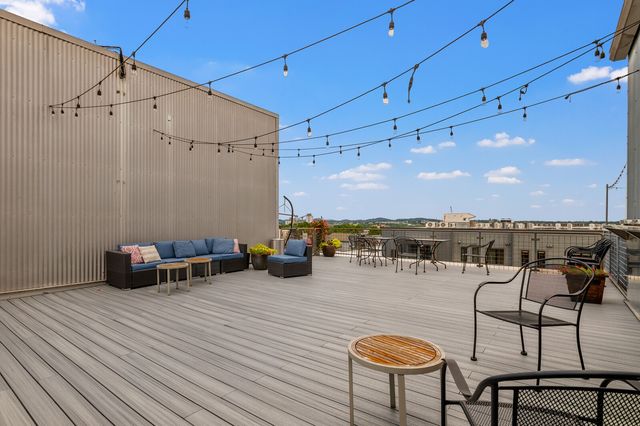 1400 Rosa L Parks Blvd Apt 216, Nashville, TN 37208