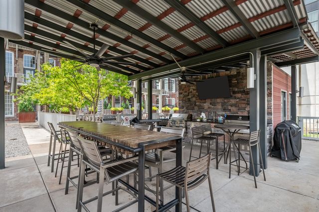 1400 Rosa L Parks Blvd Apt 216, Nashville, TN 37208