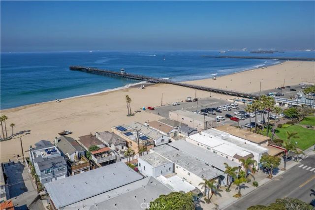 1003 Seal, Seal Beach, CA 90740