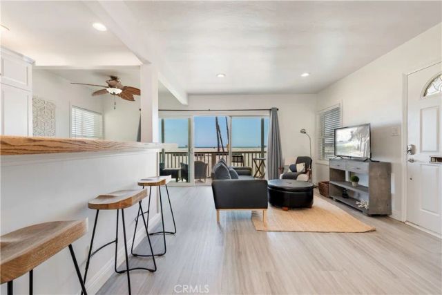 1003 Seal, Seal Beach, CA 90740
