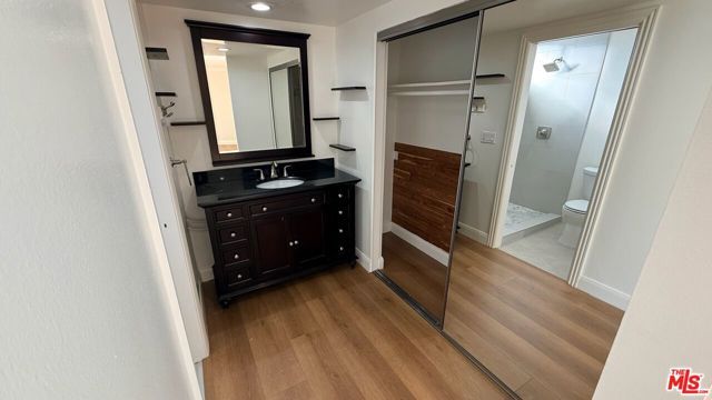 29392 Hillrise Drive, Agoura Hills, CA 91301