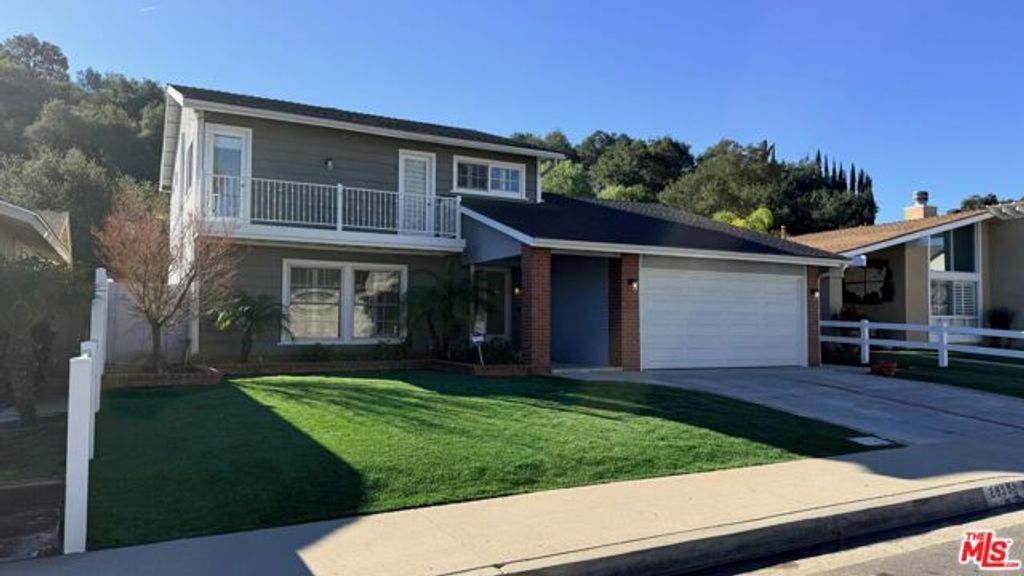 29392 Hillrise Drive, Agoura Hills, CA 91301