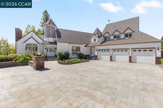 4110 Sugar Maple Dr, Danville, CA 94506