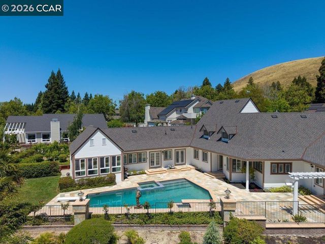 4110 Sugar Maple Dr, Danville, CA 94506