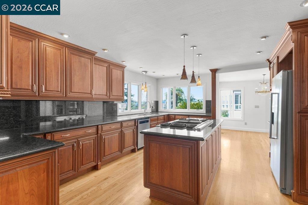 Image 23 of property listing at 4110 Sugar Maple Dr, Danville, CA 94506
