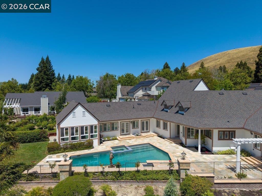 Image 56 of property listing at 4110 Sugar Maple Dr, Danville, CA 94506