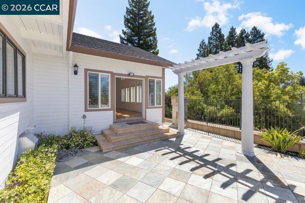 Image 59 of property listing at 4110 Sugar Maple Dr, Danville, CA 94506