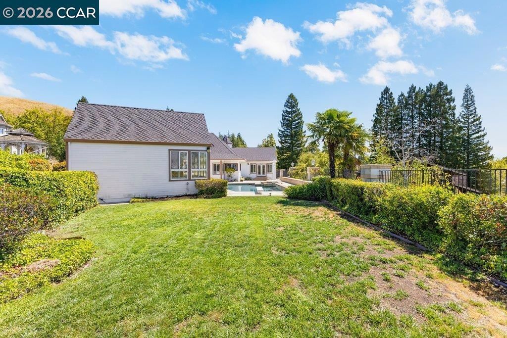 Image 65 of property listing at 4110 Sugar Maple Dr, Danville, CA 94506