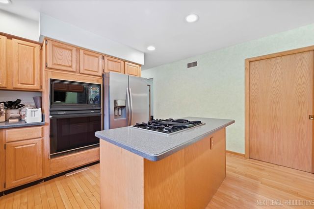 40W923 Mulhern Drive, Elburn, IL 60119