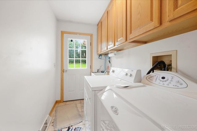 40W923 Mulhern Drive, Elburn, IL 60119
