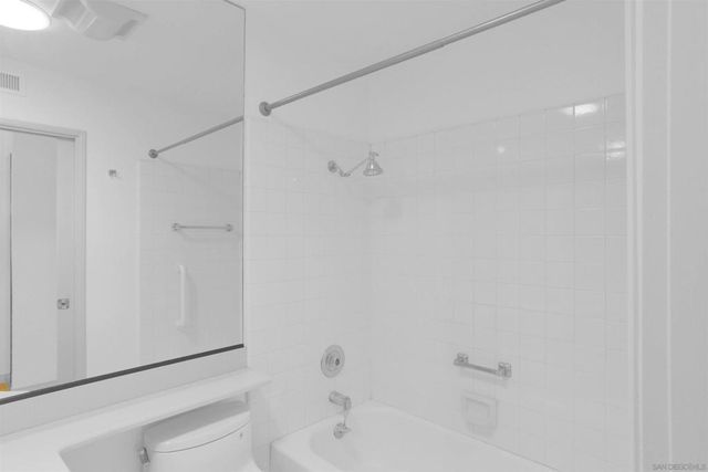 18228 Via Guadalmina, San Diego, CA 92128