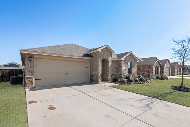 1419 Ella Rose, Josephine, TX 75189