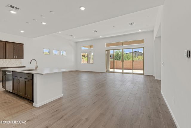 14768 N Blue Juniper Lane, Marana, AZ 85658