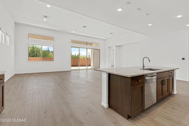 14768 N Blue Juniper Lane, Marana, AZ 85658