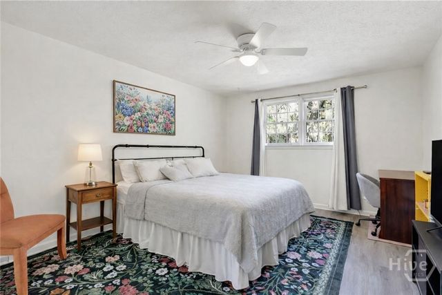 3 Berkley Place, Savannah, GA 31405