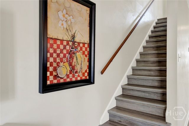 3 Berkley Place, Savannah, GA 31405