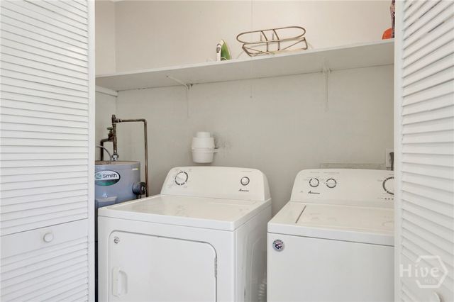 3 Berkley Place, Savannah, GA 31405