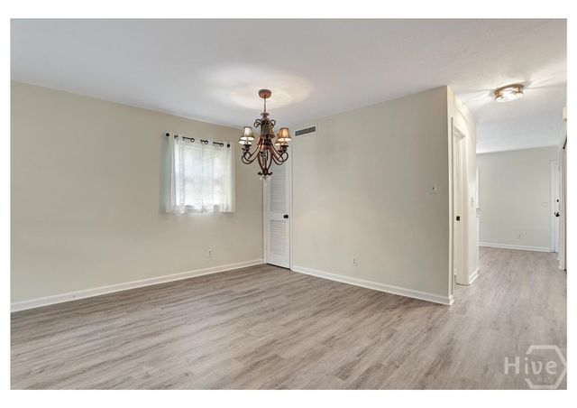 3 Berkley Place, Savannah, GA 31405