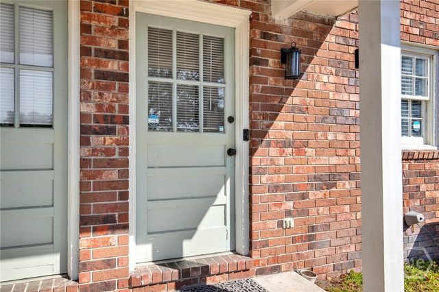 3 Berkley Place, Savannah, GA 31405