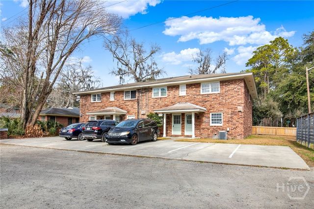 3 Berkley Place, Savannah, GA 31405