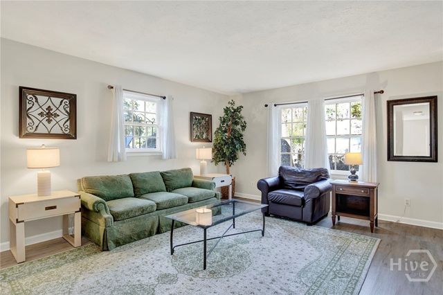 3 Berkley Place, Savannah, GA 31405